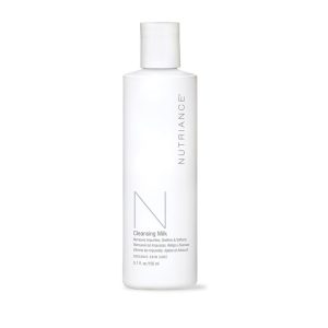 Valomasis pienelis „Cleansing Milk“ sausai ir normaliai odai